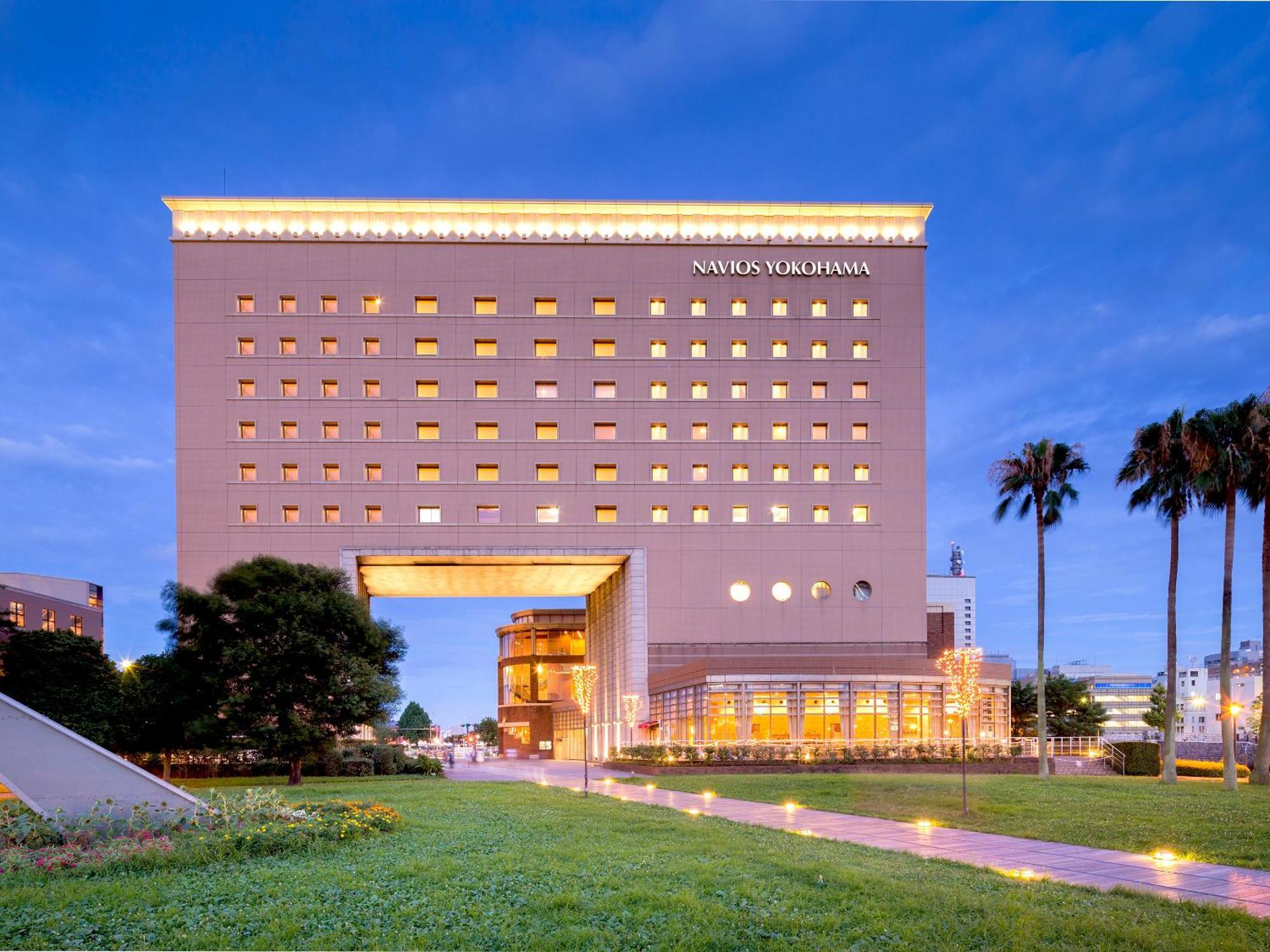Navios Yokohama Hotel Yokohama  Buitenkant foto